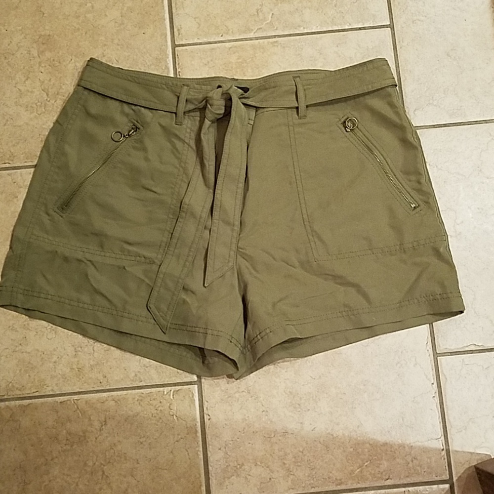 White House Black Market 4" Shorts